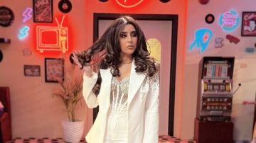 بالحجاب.. آيتن عامر تخطف الأنظار في أحدث ظهور بالحجاب.. آيتن عامر تخطف الأنظار في أحدث ظهور