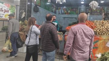 حملات مكثفة لضبط الأسواق بالغردقة خلال عيد الفطر حملات مكثفة لضبط الأسواق بالغردقة خلال عيد الفطر