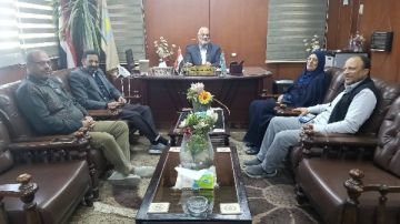 رئيس مدينة سيوة يناقش مع الهيئة البرلمانية أعمال تطوير الواحة رئيس مدينة سيوة يناقش مع الهيئة البرلمانية أعمال تطوير الواحة