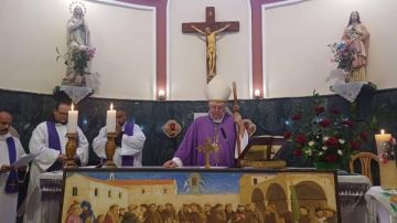 مطران الكنيسة اللاتينية يفتتح يوبيل القديس فرنسيس الآسيزي بالأقصر بلقاء روحي