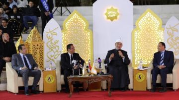 المفتي: الرسالات السماوية اتفقت على العقيدة والشريعة والأخلاق.. والقيم أحد أضلاعها الأساسية المفتي: الرسالات السماوية اتفقت على العقيدة والشريعة والأخلاق.. والقيم أحد أضلاعها الأساسية