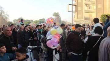 توافد الآلاف من الأسر الغرباوية على الحدائق والملاهي ابتهاجا بعيد الفطر.. صور