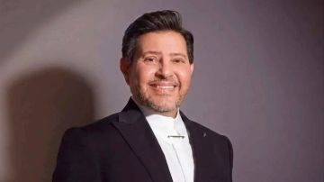 نقيب الموسيقيين المصريين يكشف تطورات الوضع الصحي للفنان هاني شاكر نقيب الموسيقيين المصريين يكشف تطورات الوضع الصحي للفنان هاني شاكر