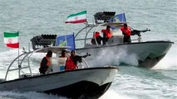 الجيش الإيراني: لم نغلق مضيق هرمز لكنه أصبح غير آمن