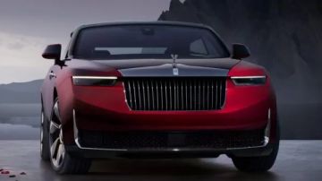 رولز رويس كوتش بيلد 2026 تظهر لأول مرة رولز رويس كوتش بيلد 2026 تظهر لأول مرة