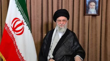 عضو بمجلس الخبراء الإيراني: انتخبنا خليفة خامنئي دون الكشف عن هويته عضو بمجلس الخبراء الإيراني: انتخبنا خليفة خامنئي دون الكشف عن هويته