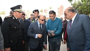 محافظ الغربية يتابع تطبيق التعريفة الجديدة والتزام السائقين بها في موقفي سبرباي والجلاء بطنطا