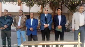 مدير تعليم البحر الأحمر يشارك طلاب محمد فريد الإعدادية طابور الصباح