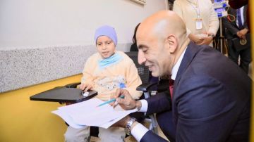 وزير التعليم يوجه بتوفير سبورات ذكية لمدرسة مستشفى 57357 وزير التعليم يوجه بتوفير سبورات ذكية لمدرسة مستشفى 57357