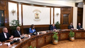 الحكومة تكشف عن سيناريوهات التعامل مع التصعيد في المنطقة عاجل الحكومة تكشف عن سيناريوهات التعامل مع التصعيد في المنطقة عاجل