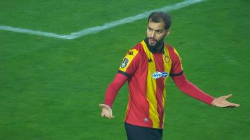 الكورة مش عادلة.. إعلامي زملكاوي يثير الجدل بسبب مباراة الأهلي والترجي الكورة مش عادلة.. إعلامي زملكاوي يثير الجدل بسبب مباراة الأهلي والترجي