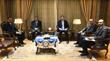 جوهر نبيل يبحث تطوير لعبة الملاكمة واستعداد منتخب الشباب لبطولة كأس المستقبل جوهر نبيل يبحث تطوير لعبة الملاكمة واستعداد منتخب الشباب لبطولة كأس المستقبل