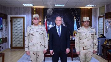 دورات للتربية العسكرية والوطنية لطلاب وطالبات جامعة سوهاج