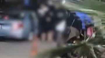 كانوا بيعاكسوها.. القبض على طالبين تعديا على فتاة بالضرب في الشارع يالقاهرة