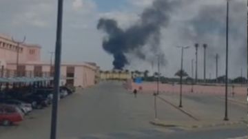 مخلفات حول السور من الخارج.. تفاصيل حريق سوق الجملة