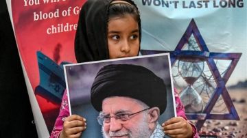 هاني توفيق: الحرب الإيرانية محدودة ولا أثر مادي يذكر على مصر هاني توفيق: الحرب الإيرانية محدودة ولا أثر مادي يذكر على مصر