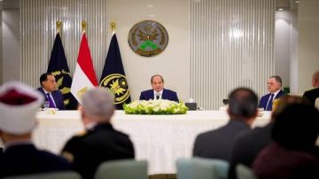 السيسي: الحرب قد تؤدي لأزمة اقتصادية إقليميا ودوليا في ظل التوقعات برفع أسعار المنتجات البترولية