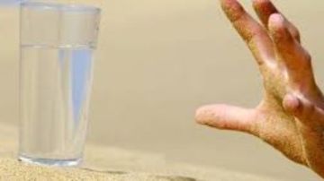 تناولها في السحور.. مشروبات تمنع العطش لساعات طويلة في رمضان تناولها في السحور.. مشروبات تمنع العطش لساعات طويلة في رمضان