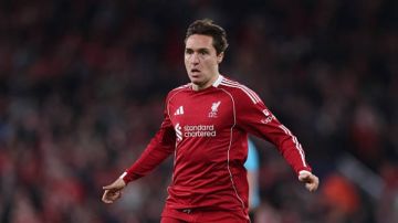 كييزا ينسحب فجأة من معسكر إيطاليا ويغيب عن ملحق كأس العالم