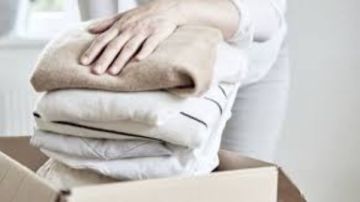 الأزهر: التصدق بالأغطية والملابس الثقيلة من التكافل الذي حث عليه الشرع