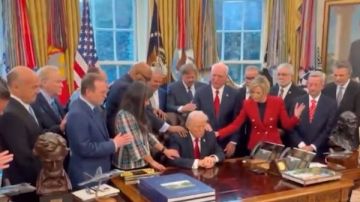 بسبب حرب إيران.. ترامب يستدعي رجال الدين للبيت الأبيض للدعاء له