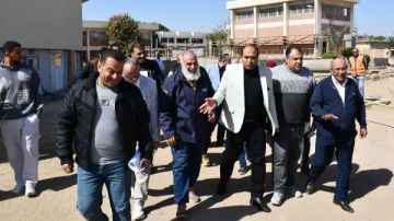 رئيس مياه الشرب والصرف الصحي بالجيزة يتفقد محطات أبوالنمرس والبدرشين والحوامدية