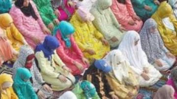 موعد صلاة عيد الفطر 2026 في القاهرة والمحافظات وتكبيرات العيد موعد صلاة عيد الفطر 2026 في القاهرة والمحافظات وتكبيرات العيد