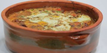 هنتسحر إيه النهاردة.. يخني الفول بالعدس والبيض وطعمية البطاطس هنتسحر إيه النهاردة.. يخني الفول بالعدس والبيض وطعمية البطاطس