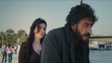 سارة بركة تعيد أحمد العوضي للحياة وتقع في حبه.. مسلسل علي كلاي الحلقة 25 سارة بركة تعيد أحمد العوضي للحياة وتقع في حبه.. مسلسل علي كلاي الحلقة 25