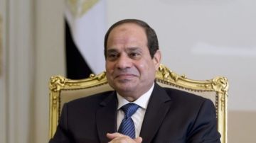 مدبولي يؤكد على الجهود المبذولة لمختلف أجهزة الدولة بقيادة الرئيس لوقف التصعيد بالمنطقة واحتواء تداعياته مدبولي يؤكد على الجهود المبذولة لمختلف أجهزة الدولة بقيادة الرئيس لوقف التصعيد بالمنطقة واحتواء تداعياته