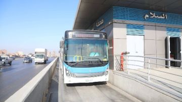 الشركة المصرية للأتوبيس الترددي تعلن عودة تشغيل BRT من 5 إلى 1 صباحا بدءا من الغد