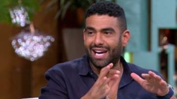 العائلة أولا.. محمد كيلاني يتحدث عن أهمية التواصل الأسري العائلة أولا.. محمد كيلاني يتحدث عن أهمية التواصل الأسري