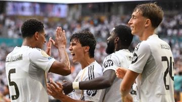 تحية هتلر تغرم ريال مدريد 15 ألف يورو تفاصيل مثيرة