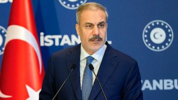 تناقض بين البيانات وإطلاق الصواريخ.. تركيا تبدأ مباحثات مع إيران