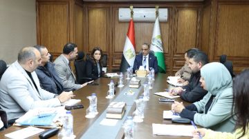 عقب جولته بالمدينة.. محافظ الجيزة يشدد على ضرورة تكثيف الحملات بحدائق الأهرام