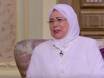 ياسمين الحصري للرئيس السيسي: أنت تقتدي بسيدنا النبي في وصيته بالمرأة فيديو