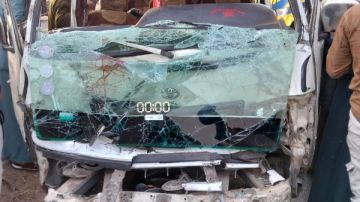 إصابة 6 أشخاص في حادث تصادم سيارتين بأسيوط