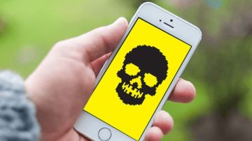 باحثو جوجل يحذرون مستخدمي آيفون: حدثوا أجهزتكم سريعا قبل فوات الأوان باحثو جوجل يحذرون مستخدمي آيفون: حدثوا أجهزتكم سريعا قبل فوات الأوان