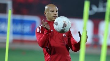 طبيب الأهلي: الجزار يتعافى من الإصابة.. وشكري يبدأ تدريبات الجري طبيب الأهلي: الجزار يتعافى من الإصابة.. وشكري يبدأ تدريبات الجري