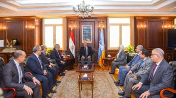 محافظ الإسكندرية يبحث مع وفد جامعة برج العرب التكنولوجية تعزيز التعاون محافظ الإسكندرية يبحث مع وفد جامعة برج العرب التكنولوجية تعزيز التعاون