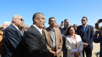 محافظ البحر الأحمر يضع حجر أساس المدرسة اليابانية في القصير