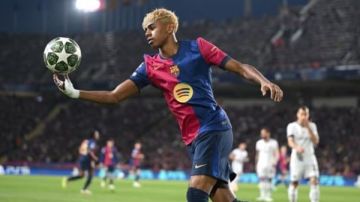 يامال يقود برشلونة للفوز على بلباو وتعزيز صدارة الدوري الإسباني يامال يقود برشلونة للفوز على بلباو وتعزيز صدارة الدوري الإسباني