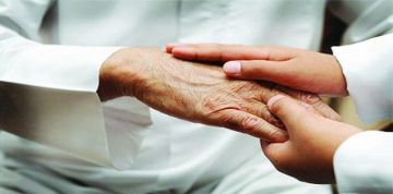 أولادي عاقين لي فهل أزورهم رغم كسر قلبي؟.. أمين الإفتاء يجيب