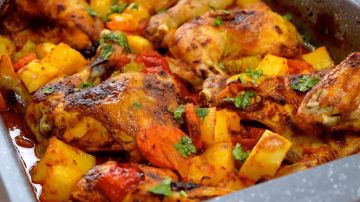 طريقة عمل صينية الدجاج بالخضار بمذاق مختلف