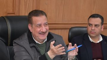 محافظ بورسعيد يبحث الفرص الاستثمارية والاستغلال الأمثل للأصول