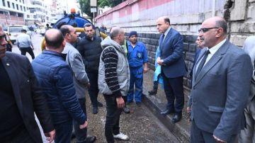 جولة ميدانية لمحافظ الغربية في طنطا لمتابعة جهود رفع تجمعات مياه الأمطار بالشوارع والأنفاق