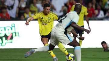 سباق القمة يزداد سخونة.. النصر يسعى لتأمين الصدارة والهلال أمام الفتح فى دوري روشن