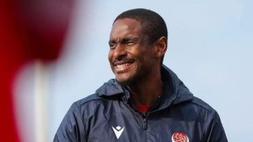 مولودية الجزائر يكشف عن مدربه الجديد خلفا لموكوينا