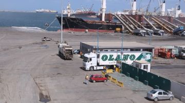 ميناء دمياط يدشن خدمة ترانزيت جديدة للشحنات عبر خط الرورو إلى دول الخليج