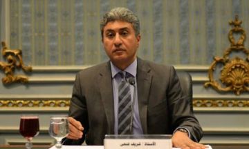 وزير السياحة المصري: التطورات الإقليمية بالمنطقة لم تؤثر على الحركة الوافدة وزير السياحة المصري: التطورات الإقليمية بالمنطقة لم تؤثر على الحركة الوافدة